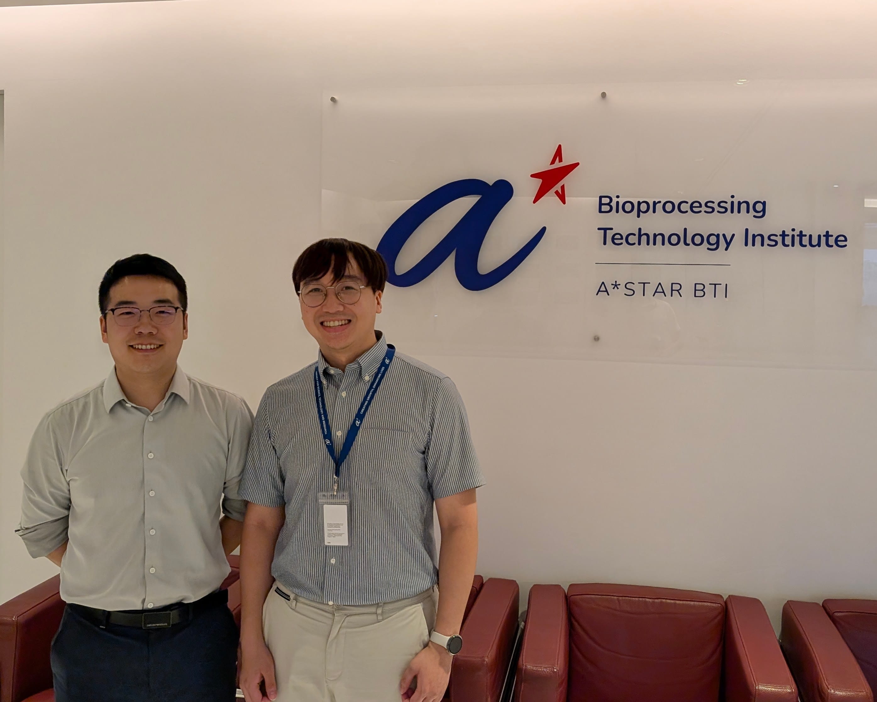 Qiancheng with Assoc. Prof. Taoran Tian at A*STAR BTI